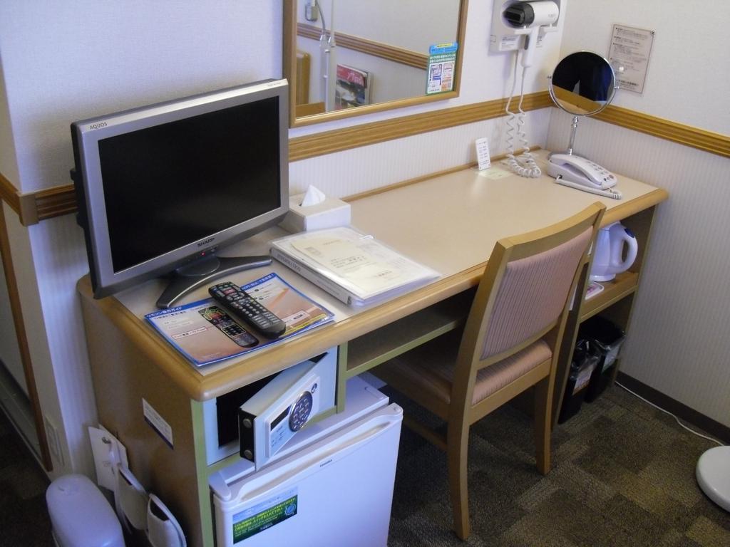 Toyoko Inn Takamatsu Hyogomachi Exterior foto